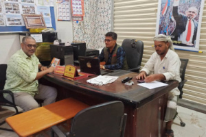 عضو الجمعية الوطنية عيدان يطلع على الوضع الصحي بمديرية الحوطة