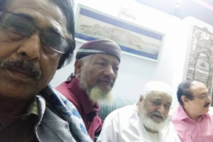 السفير عسكر والعميدان حويدر وحقيس يزورون المناضل اللواء أحمد مهدي المنتصر 