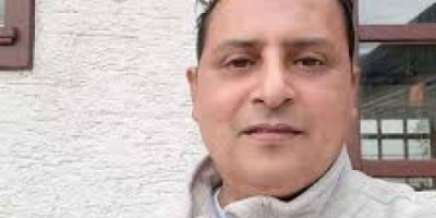 لملس يُعزَّي في وفاة الإعلامي نزار الماس