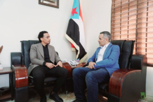 اليافعي يستقبل السقاف في مقر الهيئة الوطنية للإعلام الجنوبي ويشيد بنجاح بطولة كأس العاصمة عدن
