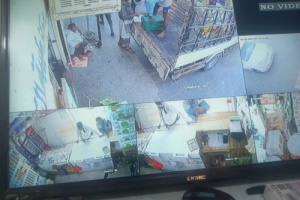 حملة أمنية لمراقبة تنفيذ قرار تركيب كاميرات مراقبة في المحلات بمديرية عسيلان 