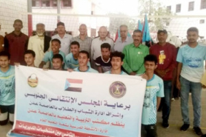 عصام عبده يفتتح المهرجان الرياضي الثاني لطلبة المدارس في المديريات