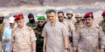 محافظ العاصمة عدن يتفقد الكلية العسكرية ومعهد تأهيل القادة