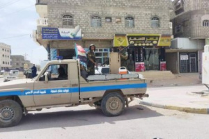 انتشار أمني في أنحاء عتق بأوامر من محافظ شبوة