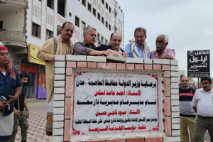 مدير عام دار سعد يضع حجر الأساس لإعادة تأهيل وسفلتة شارع عباس