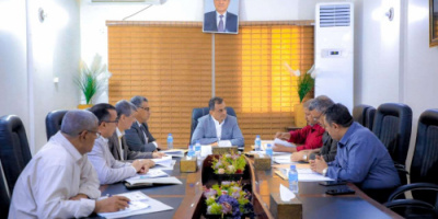 العاصمة عدن .. صندوق النظافة والتحسين يقر مناقصة شراء معدات نظافة