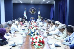 اللواء بن بريك يترأس اجتماع الهيئة الإدارية للجمعية الوطنية