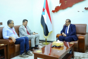 اللواء بن بريك يستقبل رئيس بعثة اللجنة الدولية للصليب الأحمر بالعاصمة عدن