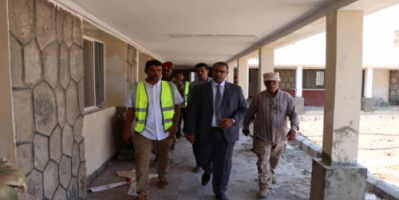 الوزير الزعوري يتفقد موقع مشروع انشاء مستشفى لذوي الاعاقة بالعاصمة عدن