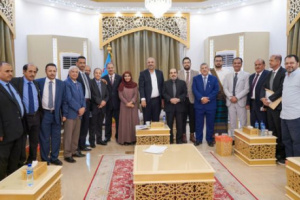 الرئيس الزُبيدي: أبوابنا وقلوبنا مفتوحة للجميع والجنوب بكل ولكل أبنائه