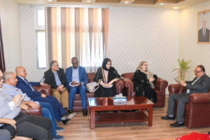 وزير النقل يشدد على خفض رسوم التأمين على السفن التجارية في المناطق المحررة