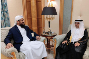 نائب رئيس مجلس القيادة الرئاسي المحرمي يستقبل السفير الإماراتي