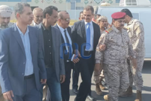 لملس وبن بريك يستقبلان اللواء الصبيحي بمطار عدن