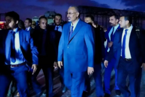 الرئيس الزُبيدي يعود إلى العاصمة عدن بعد زيارة رسمية إلى العاصمة السعودية الرياض