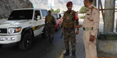 التوجيه المعنوي للقوات البرية الجنوبية يتفقد بعض المواقع والنقاط العسكرية في العاصمة عدن