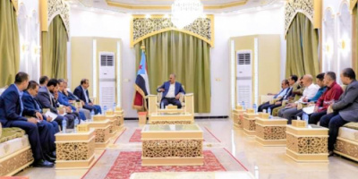 الرئيس الزُبيدي يطّلع على سير عمل لجنة الهيكلة ويشدد على سرعة استكمال مهامها