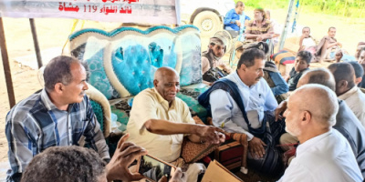 فريق الحوار الوطني الجنوبي الداخلي يزور اللواء رجب في منزله بأبين