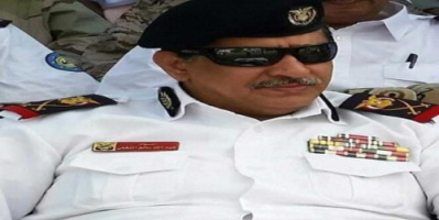 قائد القوات البحرية والدفاع الساحلي يهنئ الرئيس الزُبيدي بنجاح اللقاء التشاوري