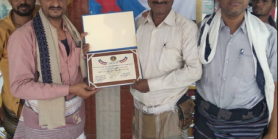 انتقالي المسيمير يُكرّم عددا من الشعراء والفنانين بالمديرية