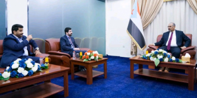 الرئيس الزُبيدي يلتقي محافظ صنعاء اللواء عبدالقوي شريف