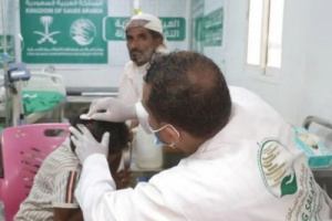1400 مستفيد من العيادات المتنقلة لـسلمان للإغاثة بالحديدة 