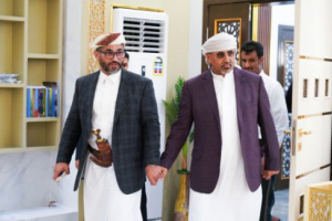 الرئيس الزُبيدي يستقبل السلطان اسكندر آل هرهرة 