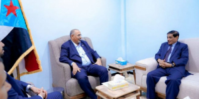 الرئيس الزّبيدي يطلع من اللواء البحسني على مستجدات الأوضاع في حضرموت