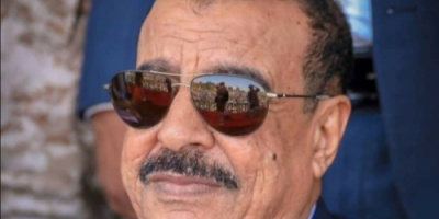 اللواء بن بريك يُعزّي عضو الجمعية الوطنية الدكتور محمد أبوبكر باعباد في وفاة عمته