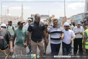 الماس والداؤدي يطلعان على سير العمل في صيانة طريق كالتكس _ الغزل والنسيج بالمنصورة 