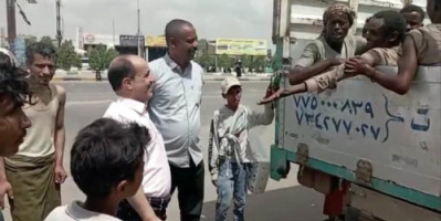 تمهيداً لترحيلهم إلى بلدانهم .. حملة أمنية لاجلاء المهاجرين الأفارقة بعدن