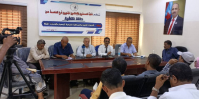 مجلس نقابة الصحفيين والإعلاميين الجنوبيين فرع العاصمة عدن ينظم حلقة نقاشية بحضور النقيب باحشوان