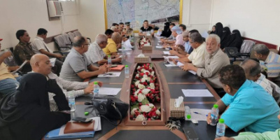 مدير عام المنصورة يناقش استعدادات المكاتب الخدمية لاستقبال عيد الأضحى المبارك