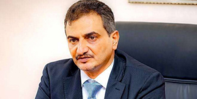 المحافظ لملس يُعزَّي المهندس نزار هيثم بوفاة والده السفير ناصر علي هيثم