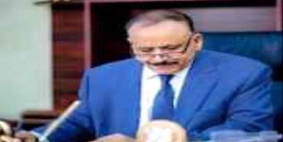 بمتابعة حثيثة من الرئيس الزُبيدي.. وزير النقل يكشف عن قرب تدشين رحلات مباشرة من عدن إلى الإمارات
