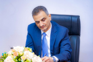 لملس يوجه بسرعة الاستجابة لبلاغات تصريف مياه الأمطار 