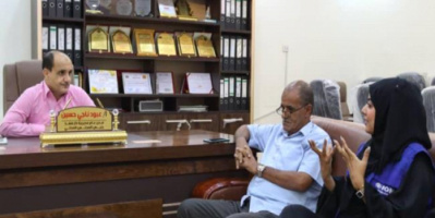مدير عام دارسعد يلتقي عدداً من المنظمات الدولية والمحلية لمناقشة تدخلاتهم الإنسانية والخدمية في المديرية