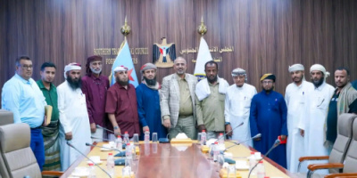 الرئيس الزُبيدي يؤكد على الدور المهم للهيئة الشرعية الجنوبية في تعزيز اللحمة الوطنية 