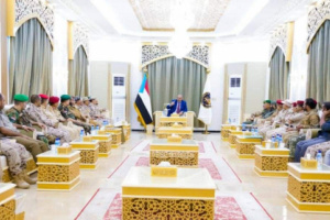 الرئيس الزُبيدي يترأس اجتماعا للقادة العسكريين والأمنيين بمحافظة الضالع