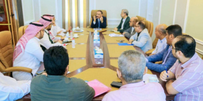 وزير النقل يناقش مع البرنامج السعودي تقييم ما تبقى من مراحل إعادة تأهيل مطار عدن
