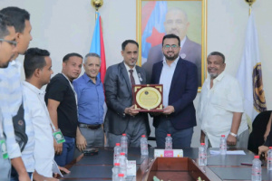 رئيس الهيئة الوطنية للإعلام الجنوبي يلتقي المجلس التنسيقي لمنظمات المجتمع المدني في حضرموت