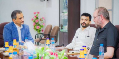 محافظ العاصمة عدن يبحث التعاون مع أطباء بلا حدود لتحسين الخدمات الصحية