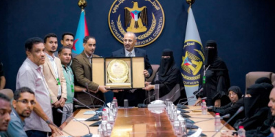 الرئيس الزبيدي يشيد بدور منظمات المجتمع المدني بحضرموت ويحثهم على مواصله العطاء لخدمة المجتمع