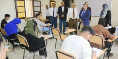 رئيس جامعة عدن يدشن امتحانات القبول لكلية الحاسوب وتكنولوجيا المعلومات