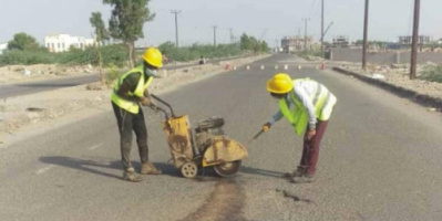 بتمويل البنك الدولي.. بدء صيانة مجموعة شوارع بمدينة زنجبار في أبين