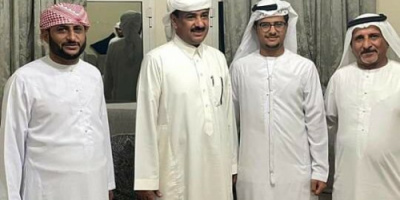 المحافظ ابن الوزير يستقبل الطالب عبدالعزيز القفان الحاصل على المركز الأول في امتحانات الثانوية العامة