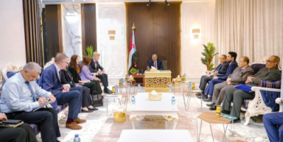 الرئيس الزُبيدي يستقبل مبعوث الأمين العام للأمم المتحدة