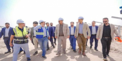 الرئيس الزبيدي" تحركات لإنعاش الخدمات وإستقرار الأوضاع في العاصمة عدن"
