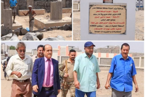 مدير عام دارسعد يضع حجر الأساس لبناء مدرسة سيف الدين بمنطقة بئر فضل