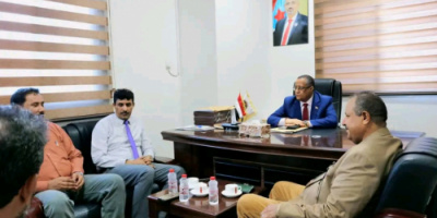 الدكتور الخُبجي يستقبل وفدًا من وزارة الشباب والرياضة بالعاصمة عدن