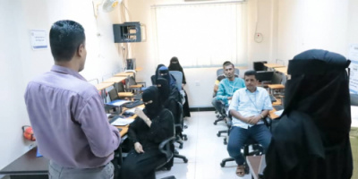 شركة النفط بعدن تدشن دورة تدريبية جديدة في السكرتارية الآلية